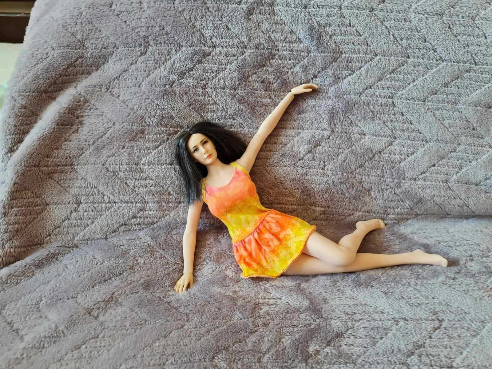 Продам шарнирную куклу, коллекционную, как Барби (Barbie)