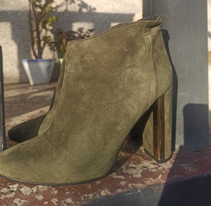 Каблуки жіночі замша натуральна