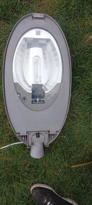 Lampa uliczna halogen 150 w komplet