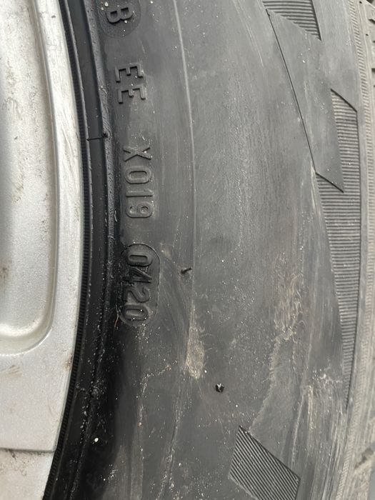 KOŁA KODIAQ 215 65 R17 4 szt , opony 4 szt . Zimowe