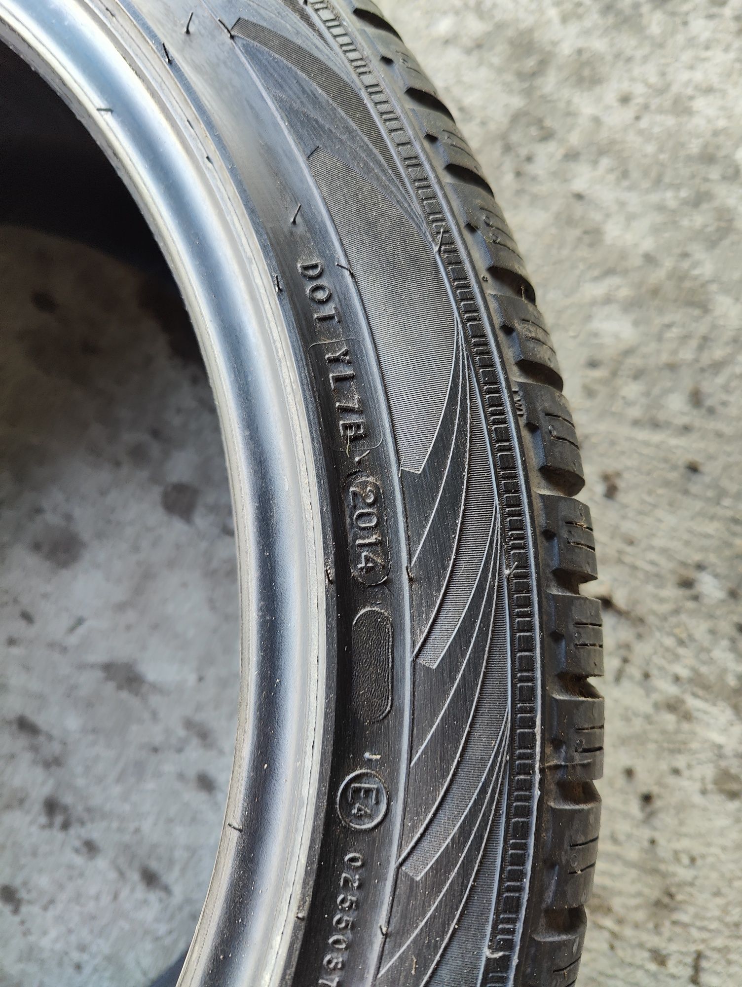 Opony zimowe Nokian 255/40r19