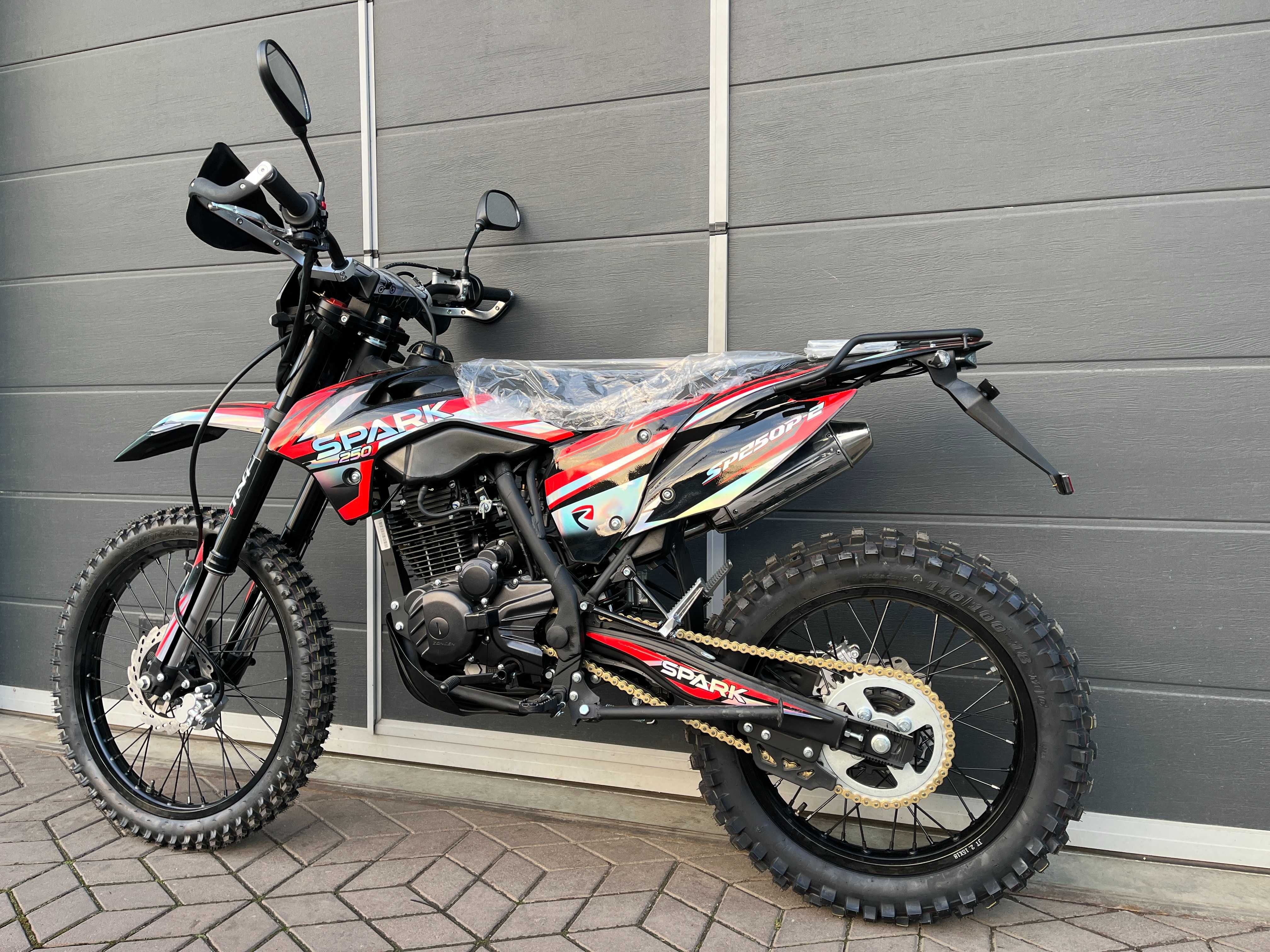 Мотоцикл Spark SP250P-2 Ендуро/Крос 21 (к. с.)