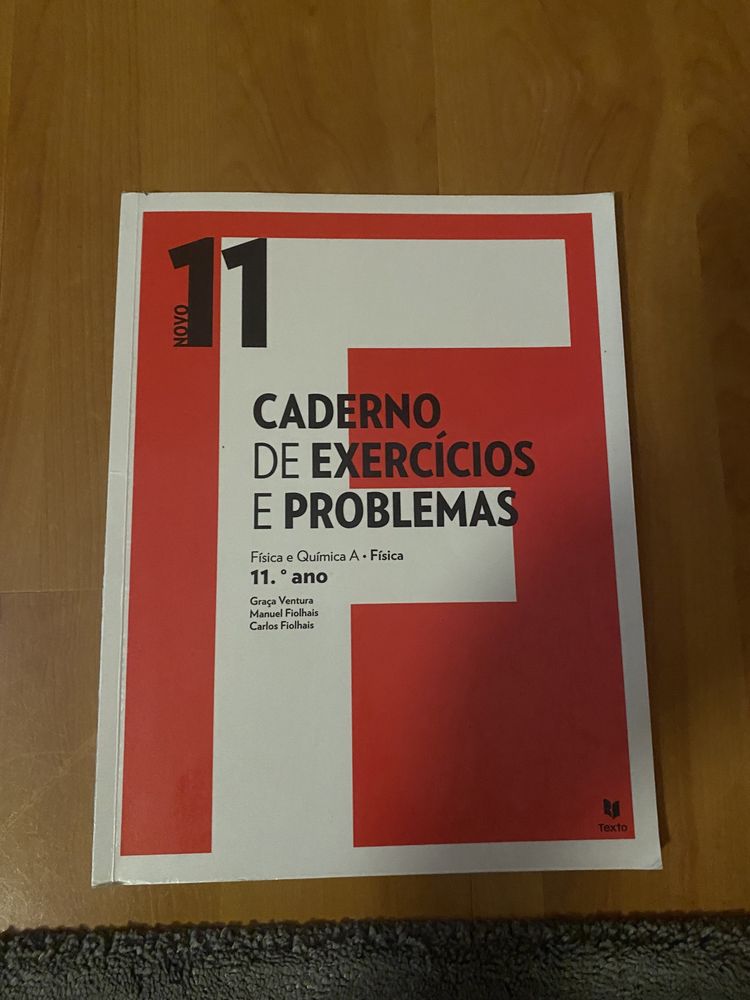 Livros 10° e 11.º de Fisica e Quimica