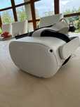 Meta Quest 2 gogle VR ledwo używane