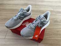 Кросівки New Balance 42 р
