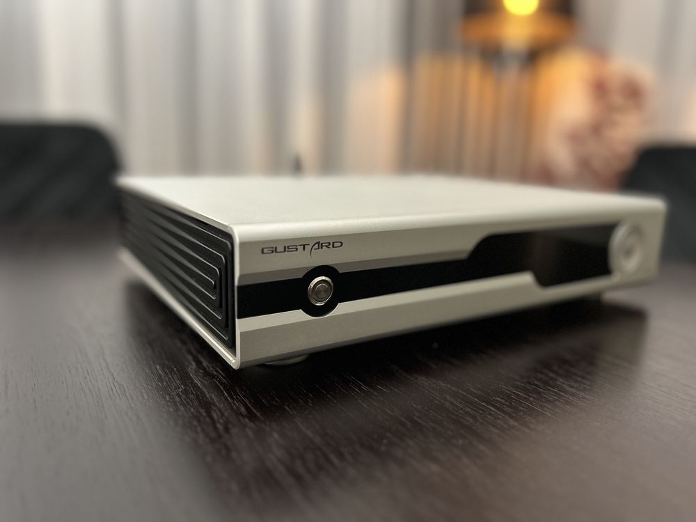 Gustard R26 Streamer / Renderer DAC R2R