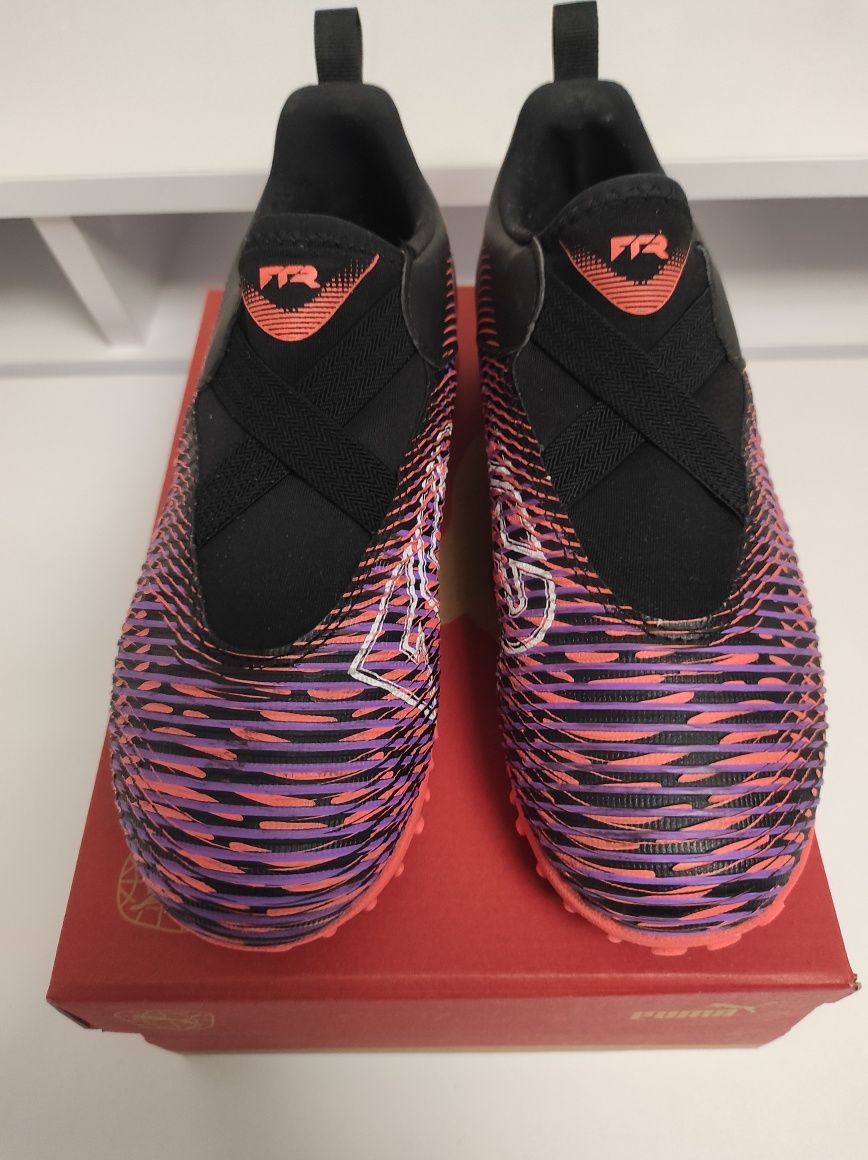 Футбольні сороконіжки пума puma 37 розмір