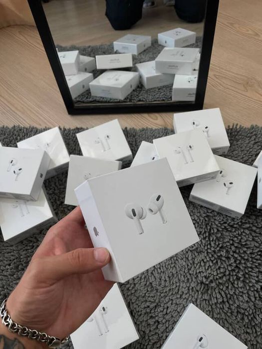 Продам наушники Apple
