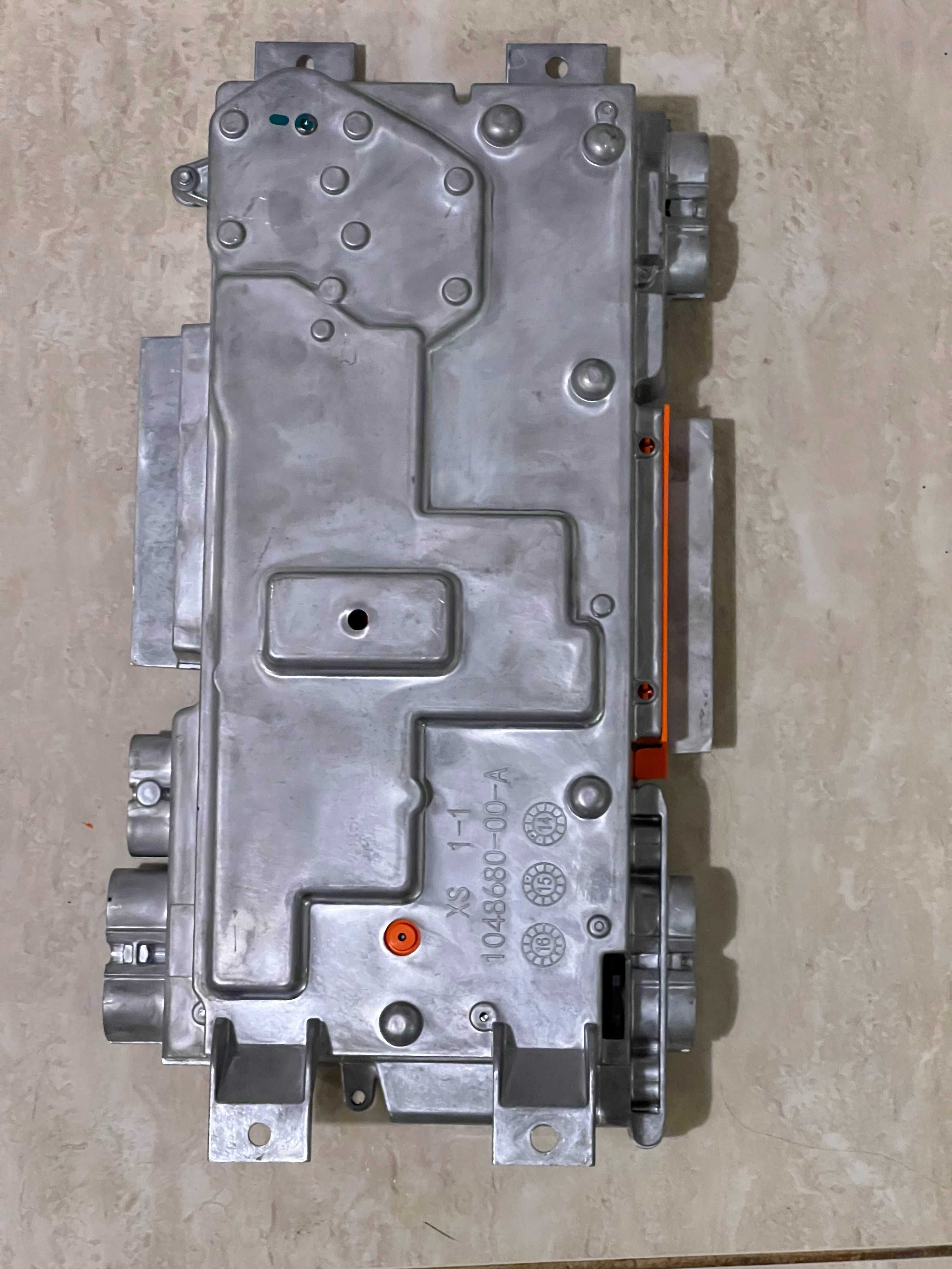 Tesla Junction Box - Джаншен ​​бокс 2-а генерація AWD  зад