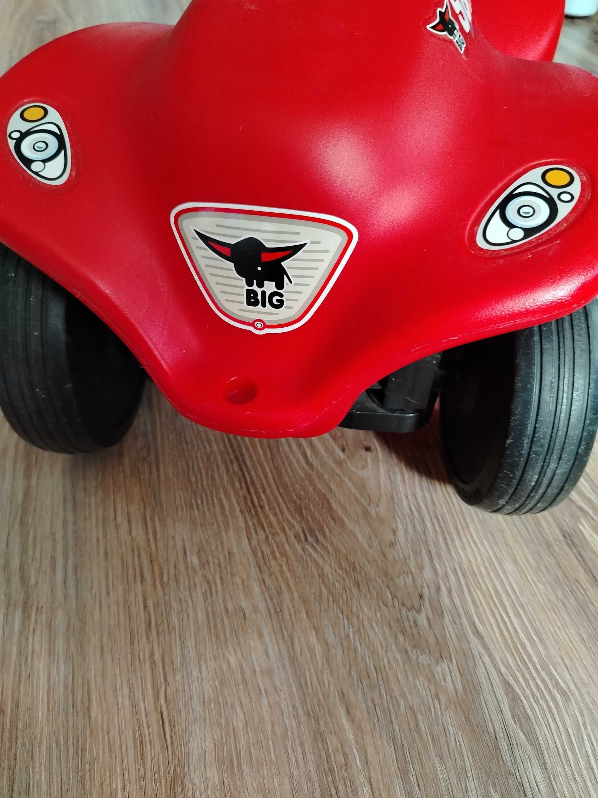 Jeździk Big Bobby car odpychacz auto samochód kierownica interaktywna