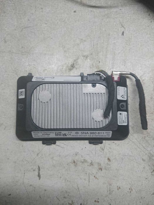 Безпровідна зарядка VAG 5NA980611