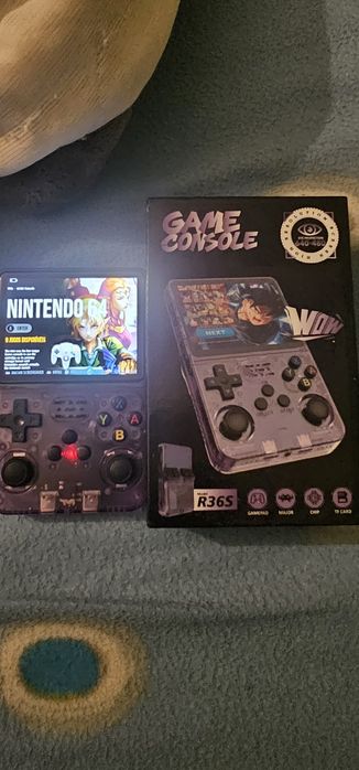 Vendo Consola Retro com cartão sd