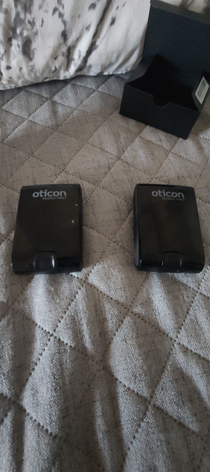 Aparat słuchowy Oticon