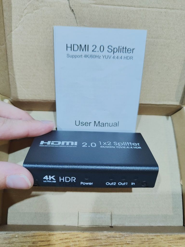 HDMI 2.0 Splitter 2 Way 4K  60Hz YUV 4:4:4 HDR