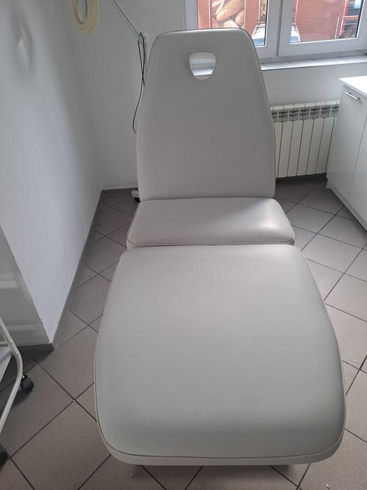 Sprzedam łóżko kosmetyczne