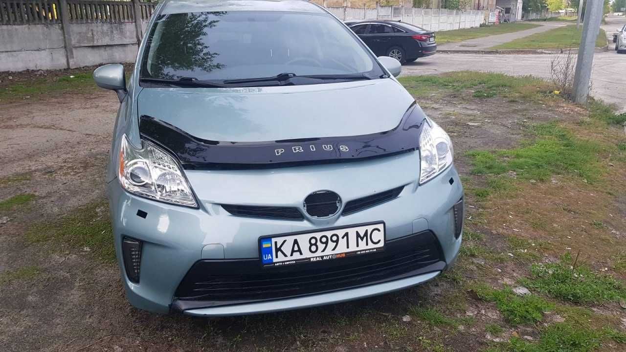 Аренда Toyota Prius 30.  Робота в таксі. ЗП щодня