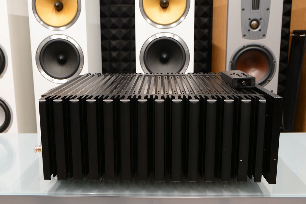 wzmacniacz stereo Xindak XA-6950(II) XLR DAC USB w świetnym stanie!