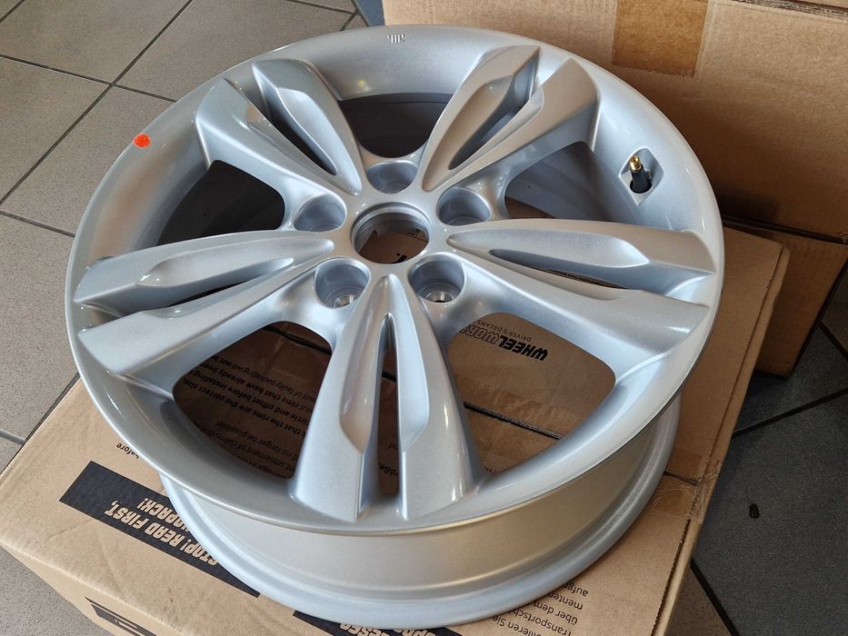Alufelga 17 5x114,3 Hyundai 52010 2S210