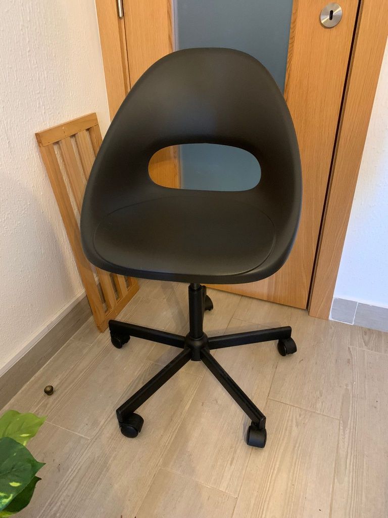Cadeira secretária IKEA
