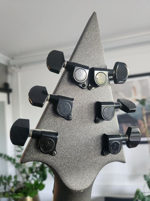 Gitara Flying V Kamecki lutnicza SD Blackouts + twardy case Barczak