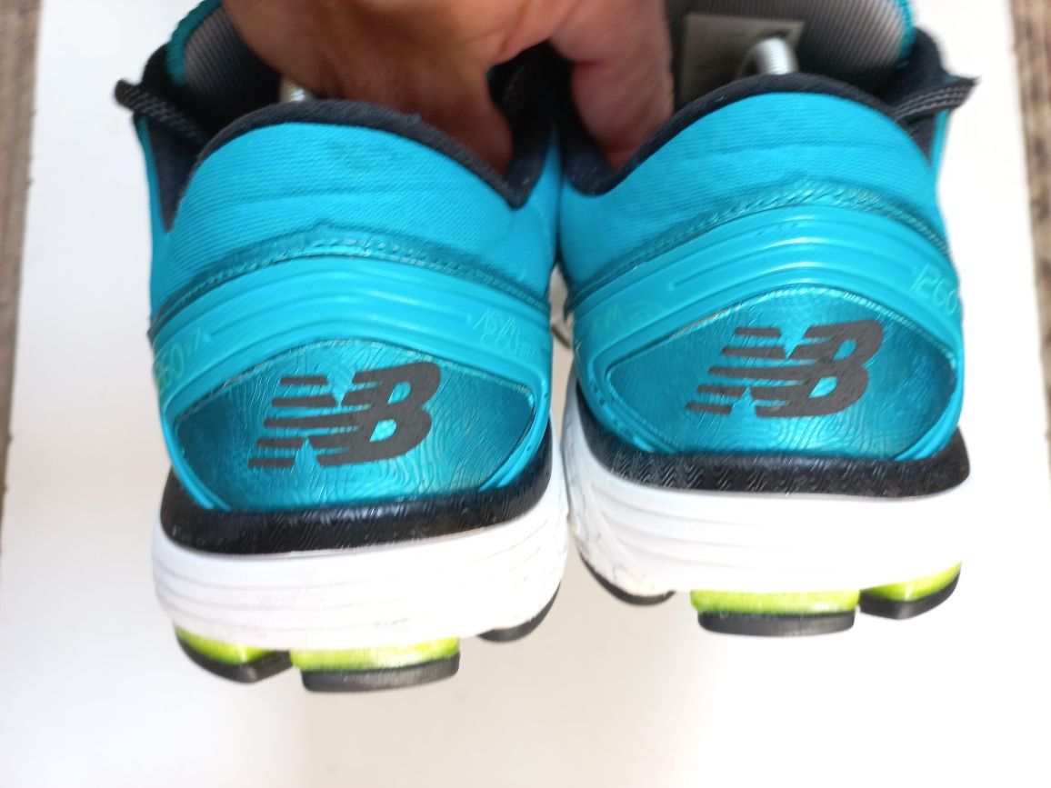 Кроссовки New Balance 1260 v7 2022г. 42р.сост.отл.оригинал