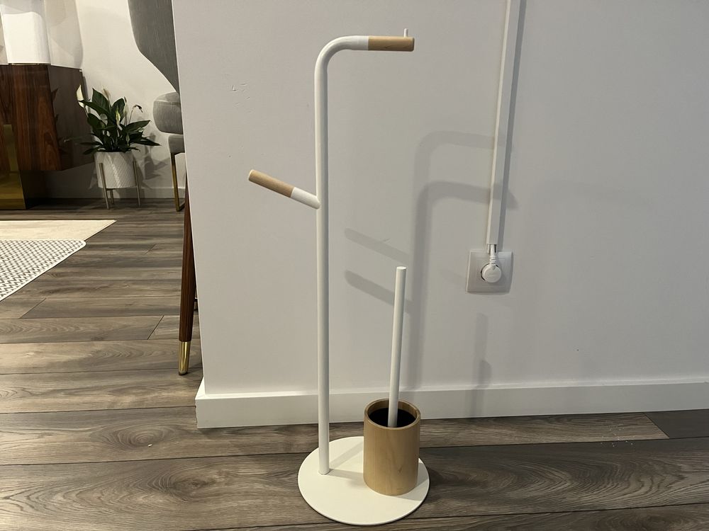 Piaçaba com porta-rolos SCANDI PRETO OU BRANCO