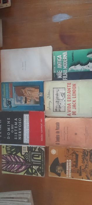 Lote de livros antigos e coleções diversas – Anos 1930 a 1980