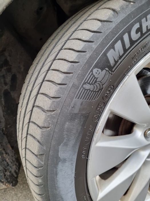 Лето мишлен, 24 год, Michelin Primacy 4