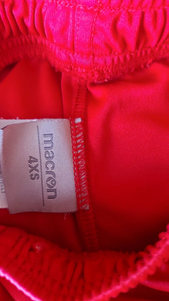 Strój Red box Macron  pasuje na 3xs