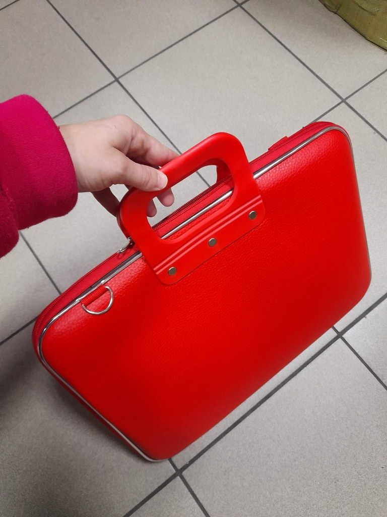 Torba na laptop 15,6 cali czerwona