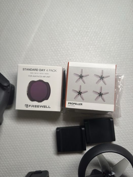 Dji avata explorer combo