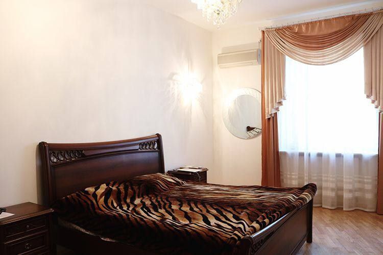 Сдам  4-этажный дом- квартиру  с укрытием в центре Одессы! 280 кв.м!