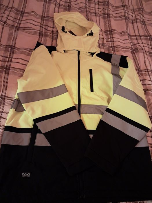 Kurtka softshell odblaskowa 2XL