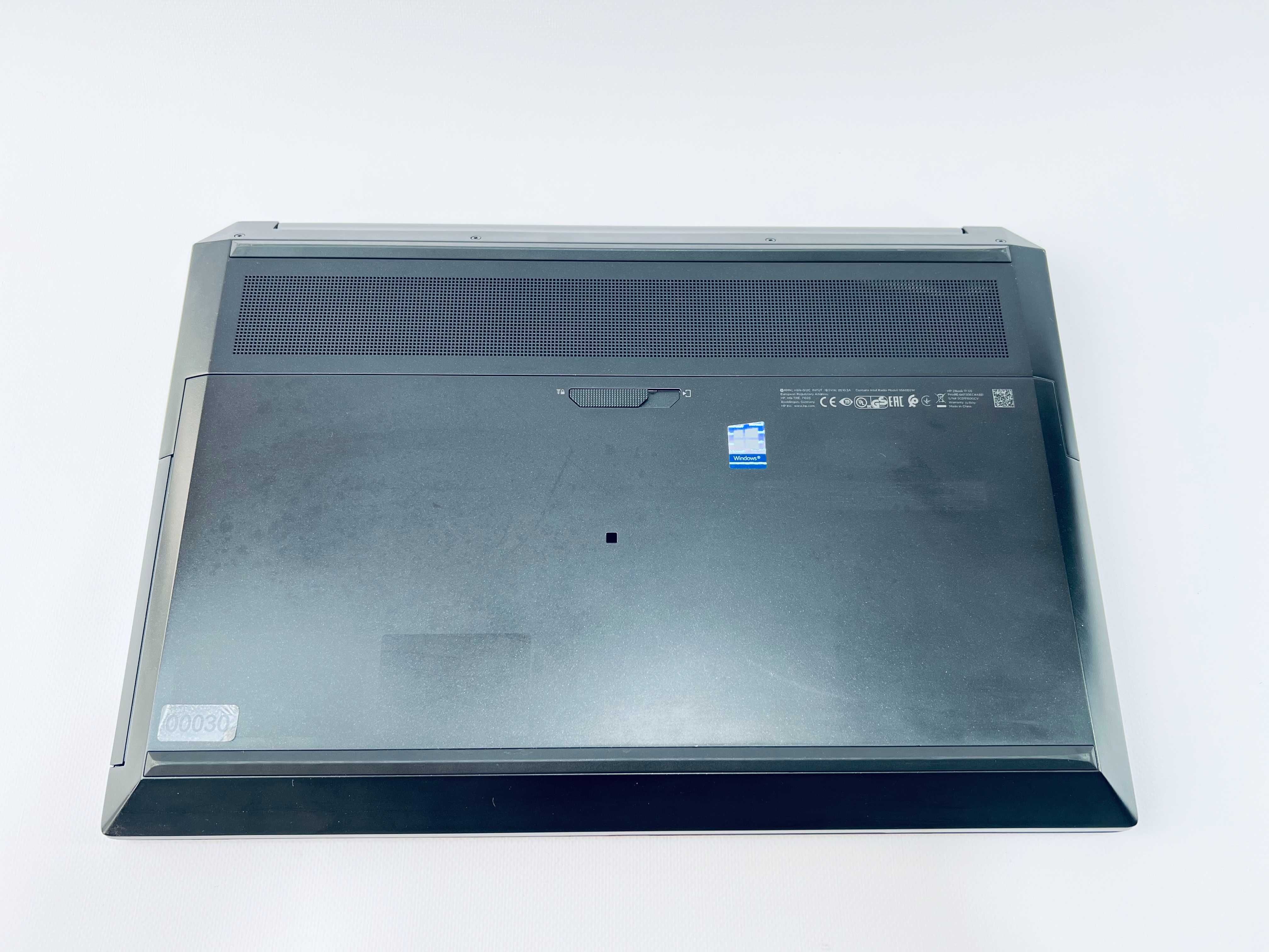 HP ZBook 17 G5 / i7-8850H /32gb/ SSD 512gb / Quadro P3200 6GB