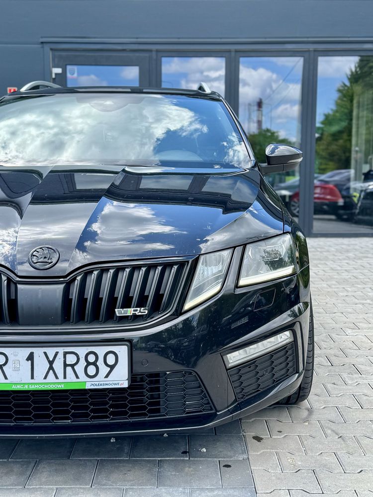 Wynajem dlugoterminowy skoda cotavia rs 2017 kombi