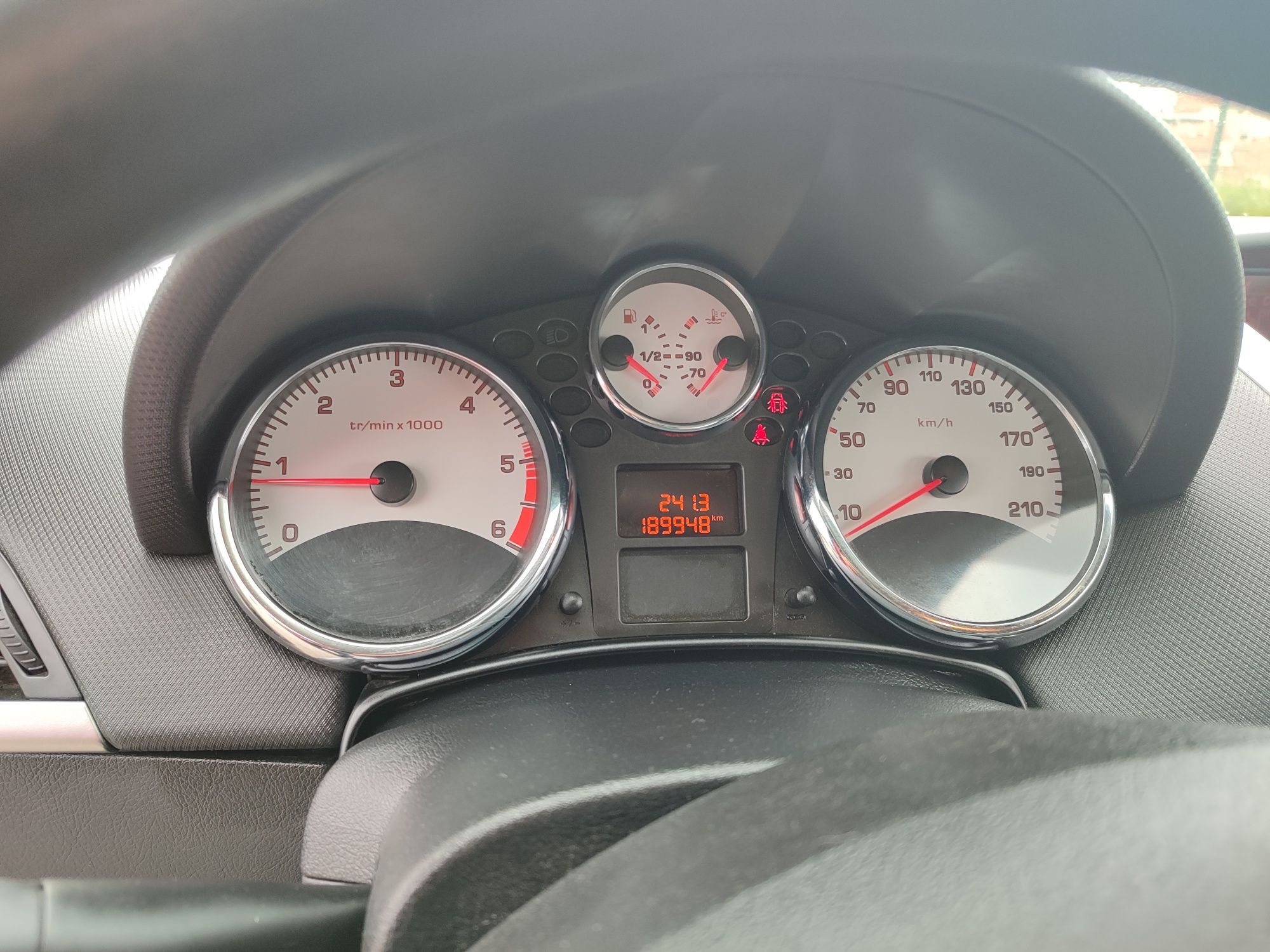 Peugeot 207cc 1.6 hdi