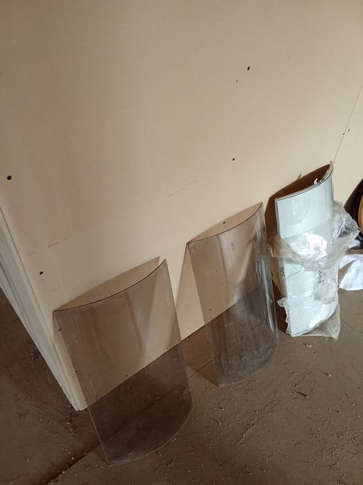 Скло радіусне,нове,для виготовлення меблевих фасадів