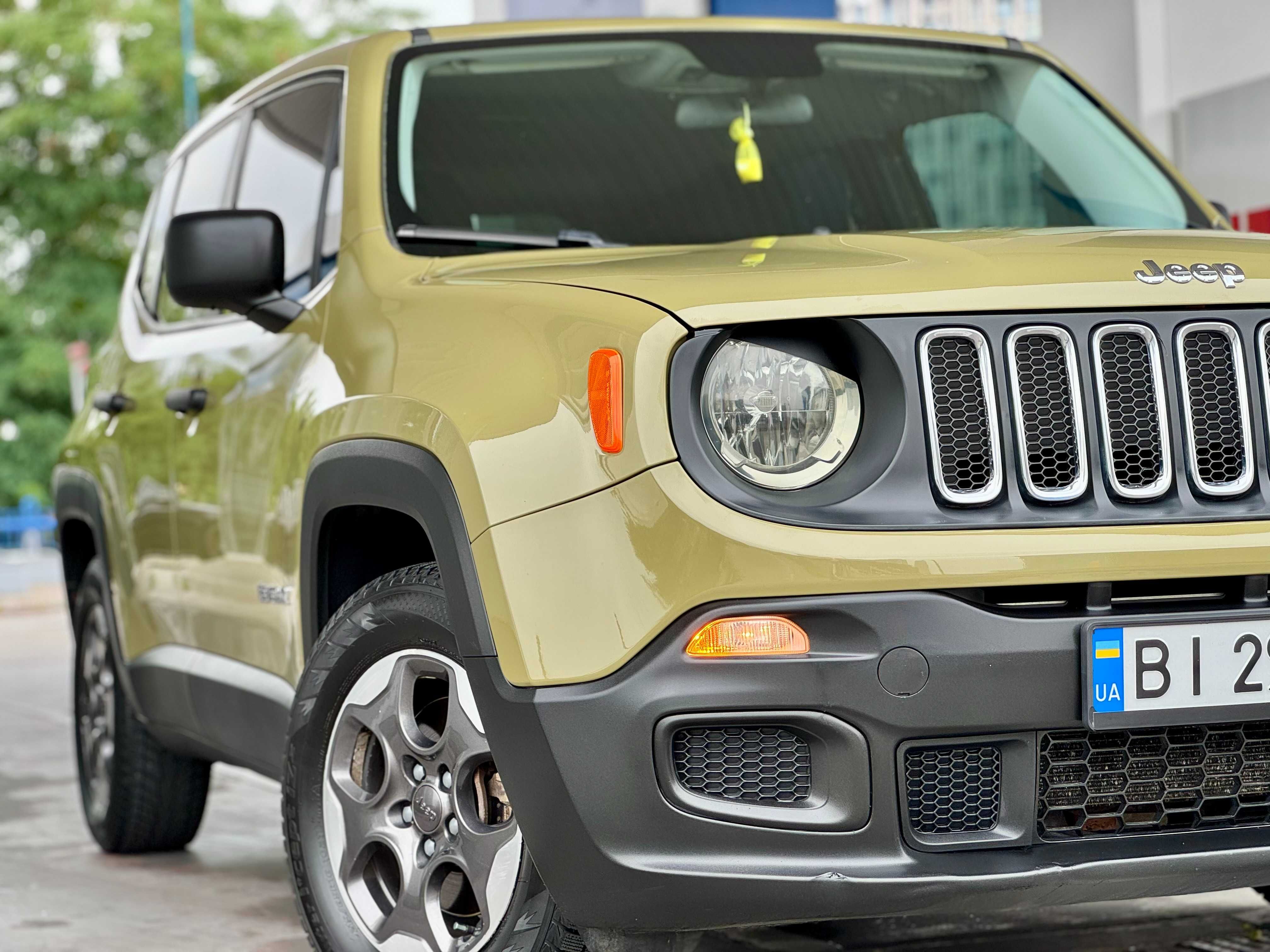 Продаю Jeep renegade 2015 год автомат