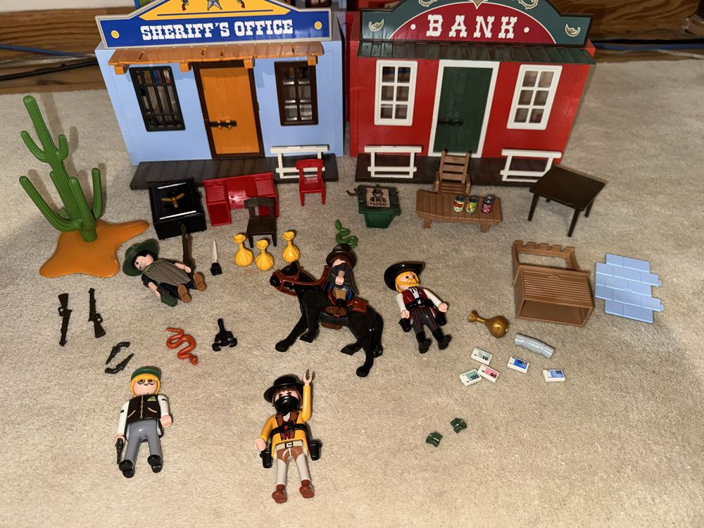Playmobil WESTERN 70012 przenośne miasteczko biuro szeryfa i bank