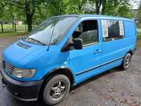 Mercedes Vito 112 CDI 6 osobowe po blacharce nowe progi