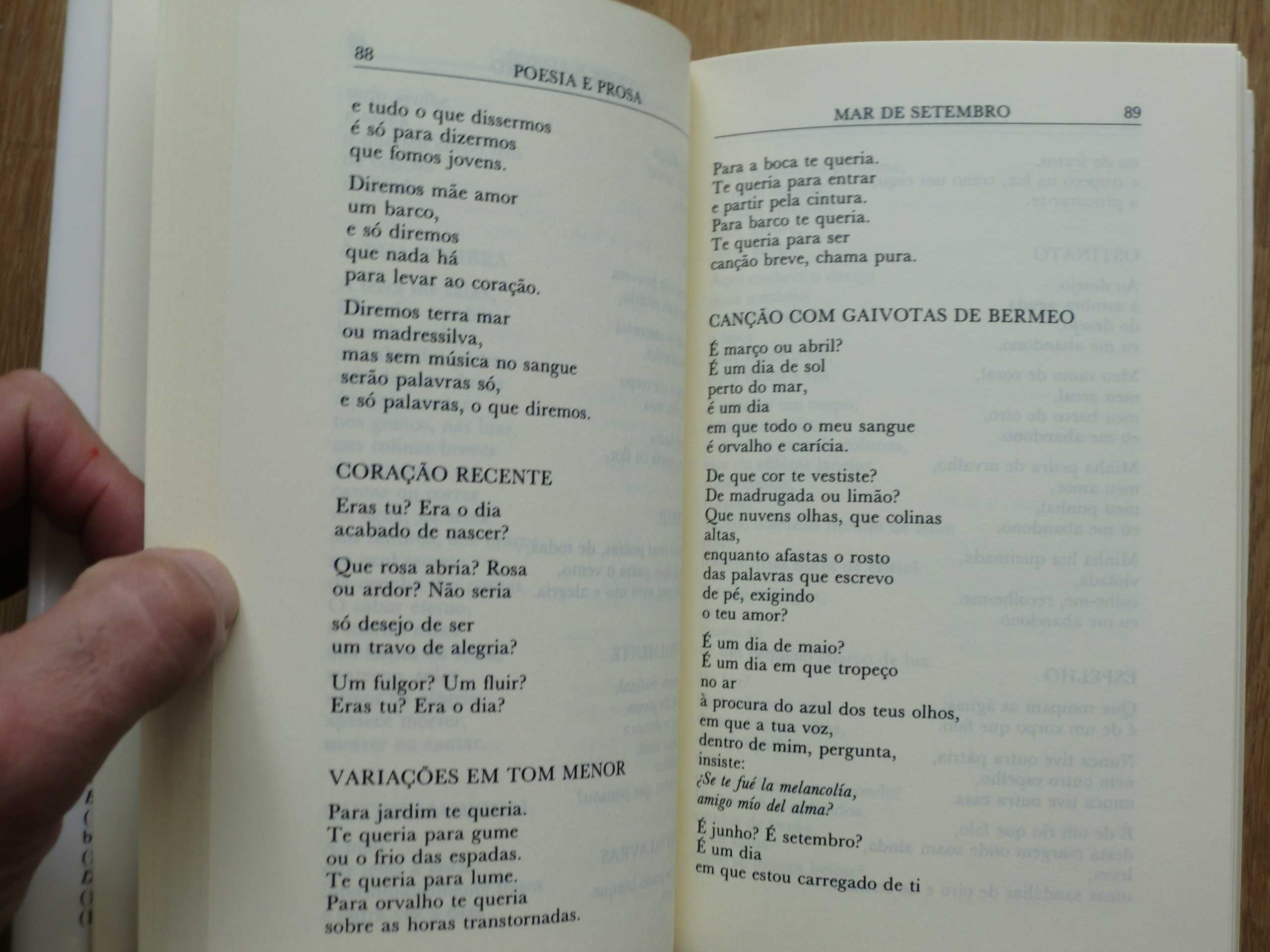 Eugénio de Andrade 
Poesia e Prosa
3 Volumes