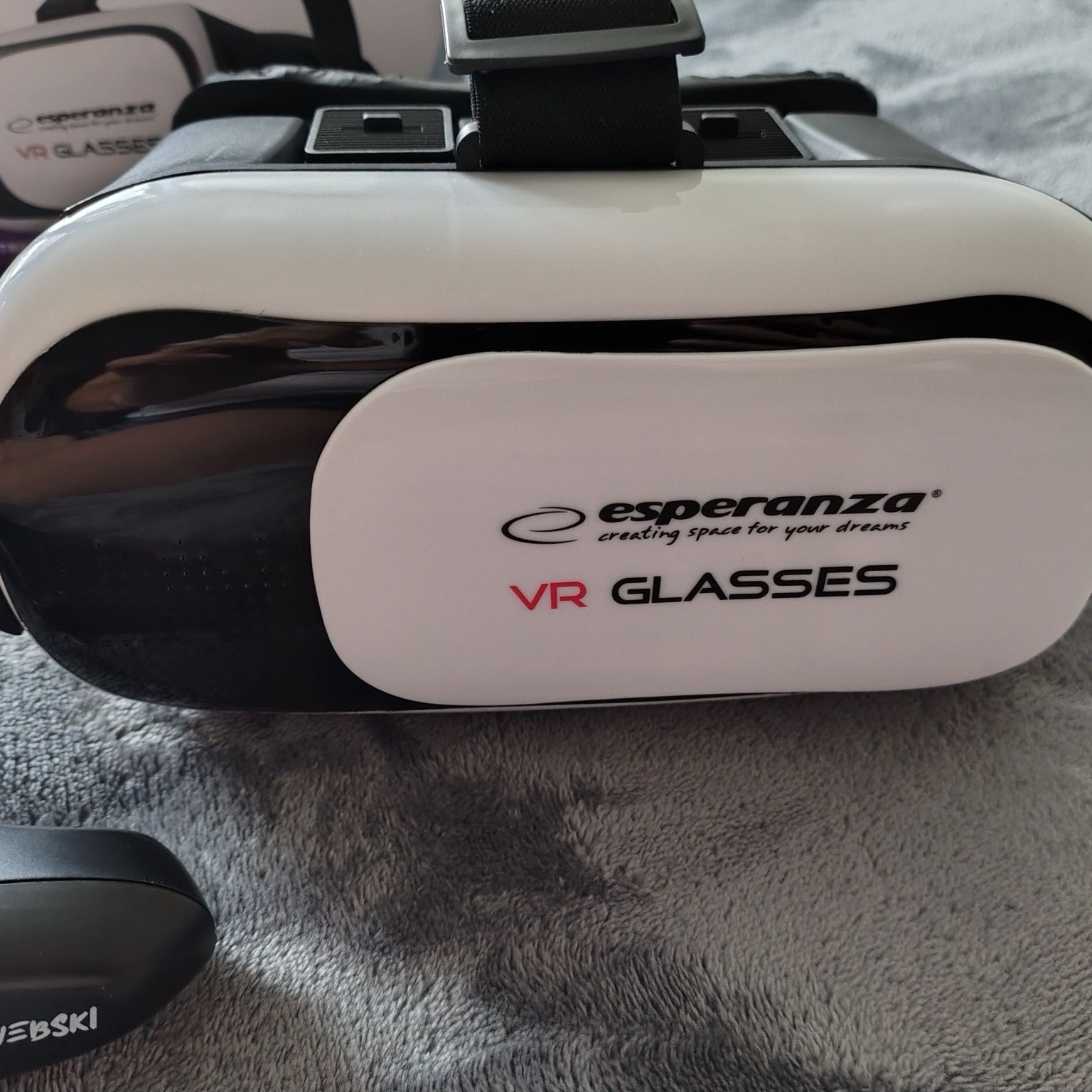 3D okulary, gogle VR z pilotem