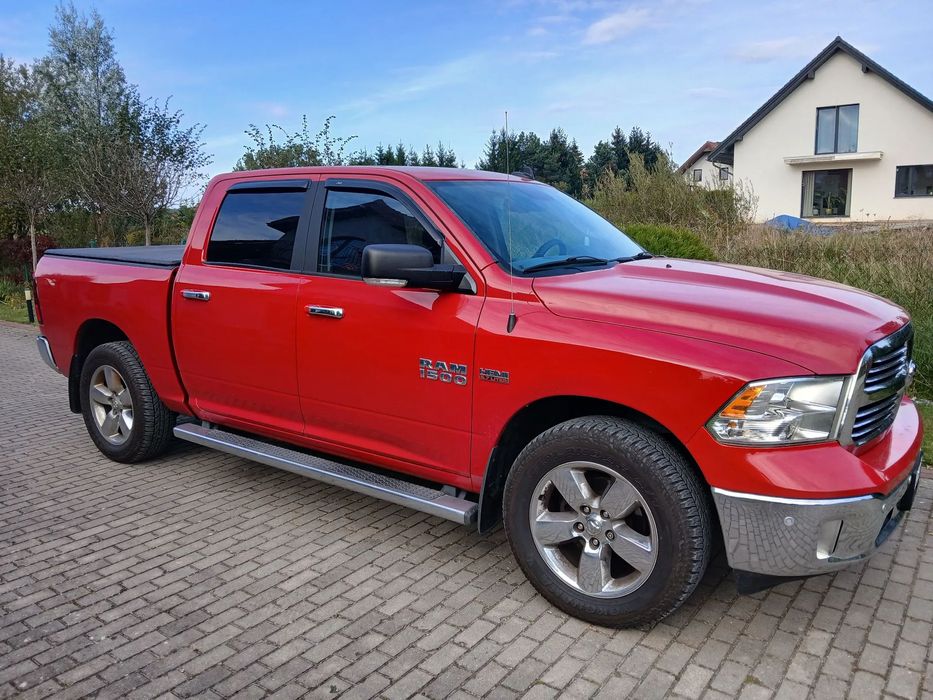 Dodge RAM TRX DODGE RAM 1500 BIG HORN 5,7 L 2017 401KM