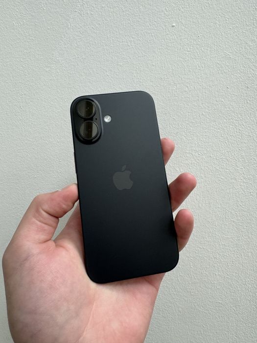 iPhone 16 256gb Black Neverlock (12 циклів) Ідеальний стан!