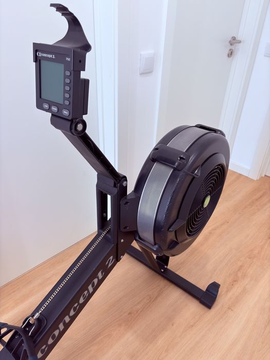 Máquina de remo Concept2 Model D com monitor PM5
