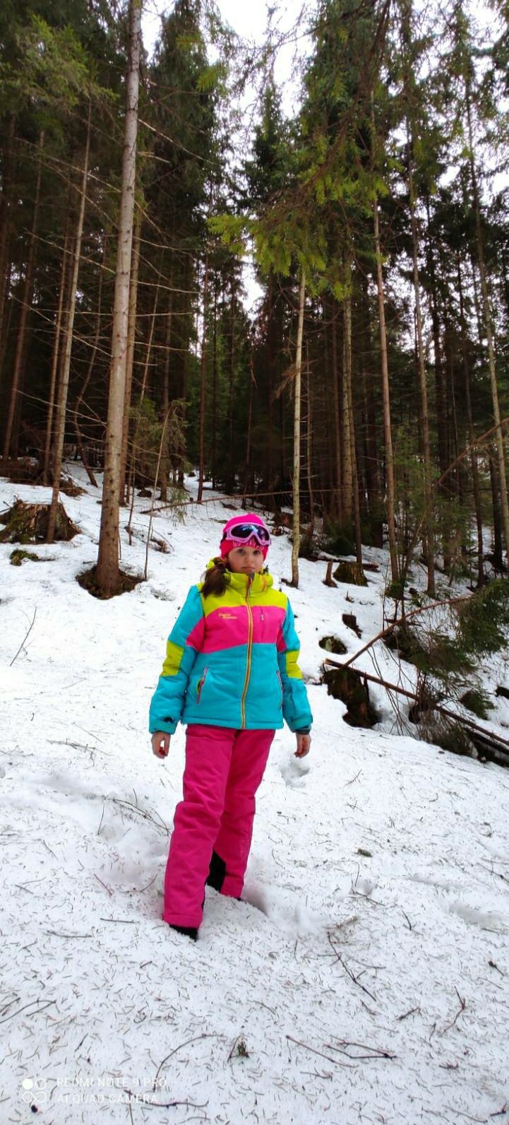 Лыжный костюм на девочку