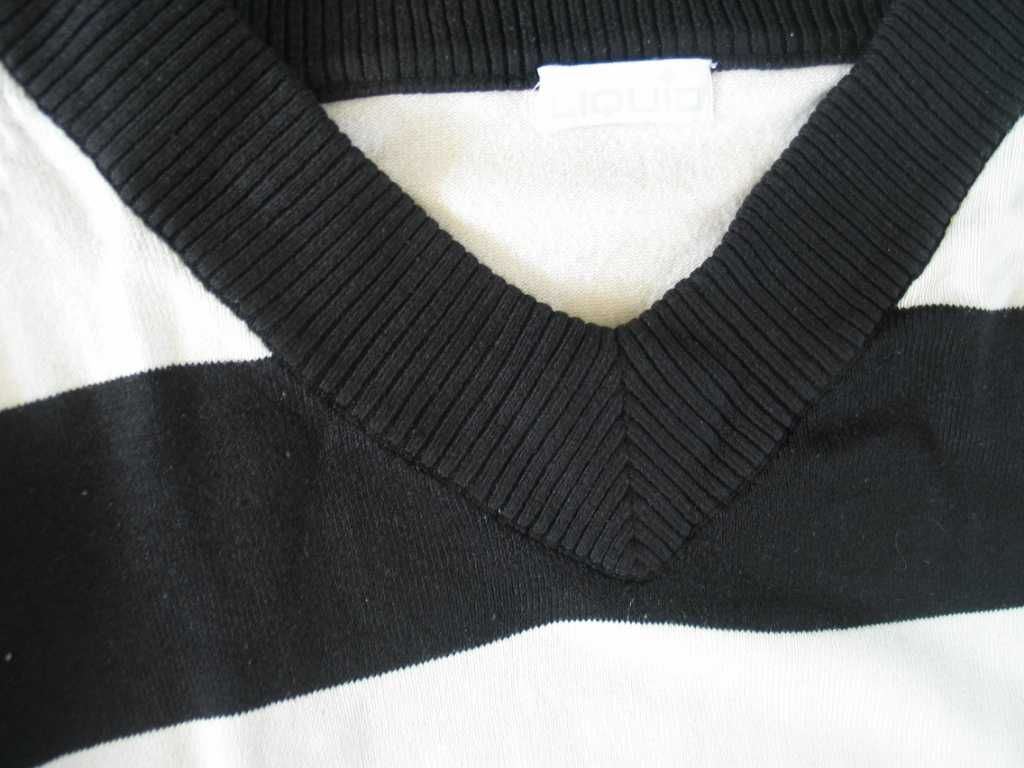 Sweter S/M czarno biały
