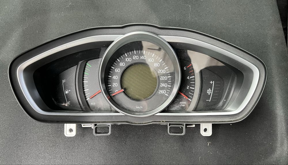 Peças Volvo V40 de 2013 a 2019