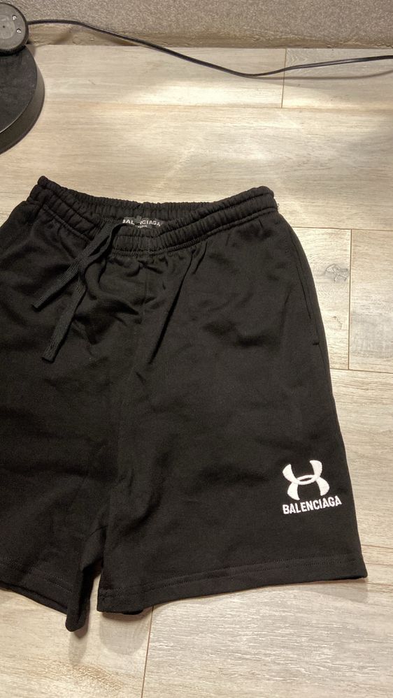 шорти balenciaga x under armour