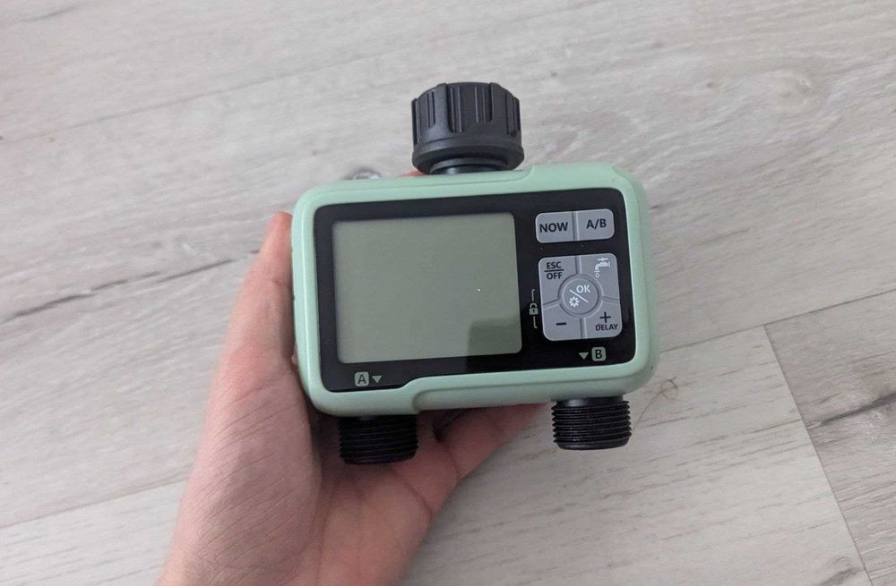 Таймер поливу HCT-326  двоканальний автоматичний водостійкий IPX5